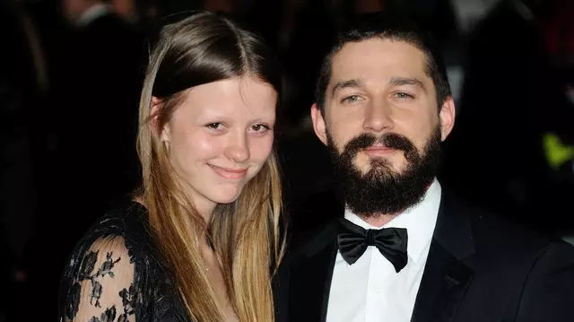 Shia LaBeouf și soția lui, Mia Goth, divorțează