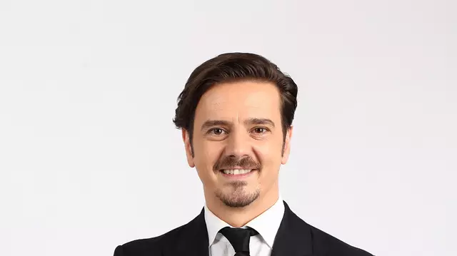 Mihai Petre revine în juriul „Românii au talent!”