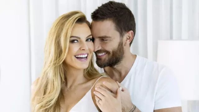 Judecătorul a dat sentința în cazul lui Julian Gil și Marjorie de Sousa. Iată ce se va întâmpla cu copilul celor doi!