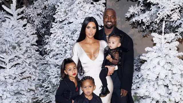 Kim Kardashian a confirmat oficial că al patrulea copil al său va fi cu ajutorul unei mame surogat. Câți copii mai vrea vedeta să aibă
