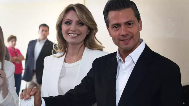 Actrița Angelica Rivera divorțează de fostul președinte mexican Enrique Pena Nieto