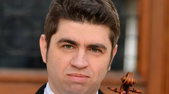 Un muzician al superlativelor: violonistul REMUS AZOIȚEI la Sala Radio !