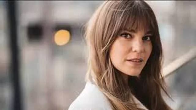 Ce cadou a primit Asli Enver, protagonista serialului „Mireasa din Istanbul", de la iubit