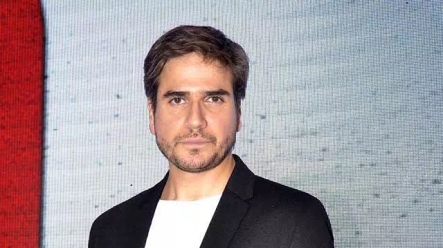 Daniel Arenas va fi protagonistul unei noi telenovele marca Televisa. Cine face parte din distribuție