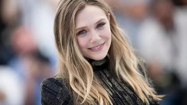 Actrița Elizabeth Olsen s-a logodit
