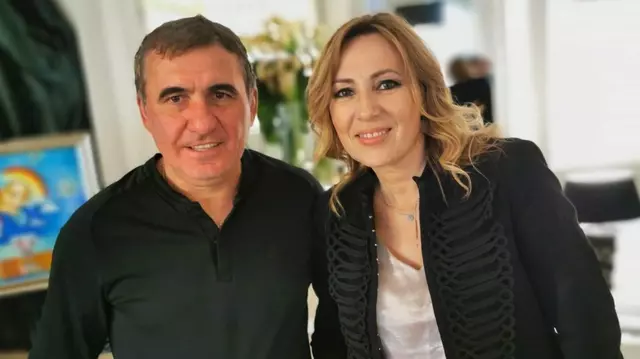 Emisiunea „Reţeaua de idoli”, prezentată de Irina Păcurariu, debutează în noul sezon cu o ediție specială, al cărei invitat este Gheorge Hagi