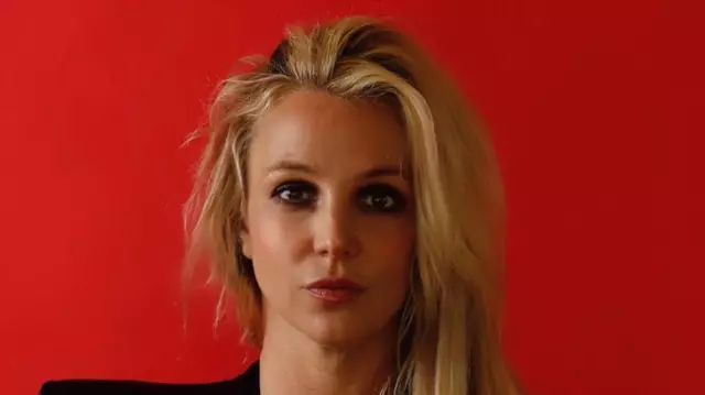 Britney Spears a ajuns pe patul de spital. Artista și-a fracturat piciorul