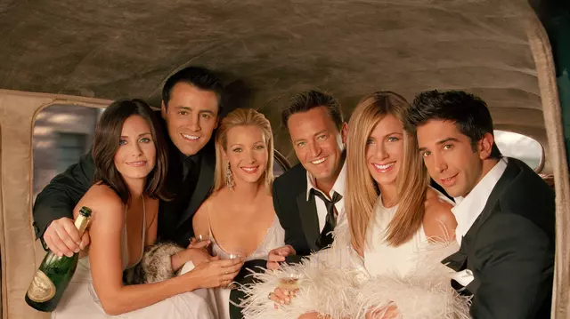 Surpriză! Echipa „Friends” ar plănui să lanseze două episoade speciale, nu unul singur