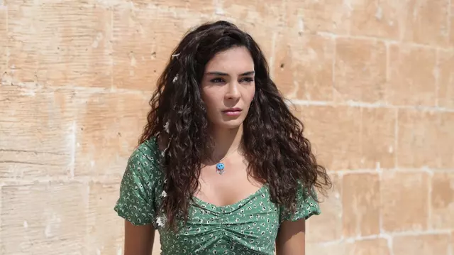 Ebru Șahin, protagonista din „Hercai”, s-a logodit! Când va avea loc nunta