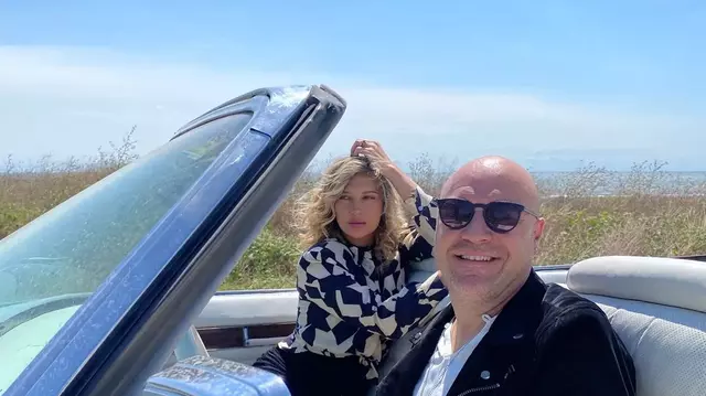 După plecarea de la Vorbește Lumea, Lora a revenit în forță! A lansat o melodie cu „Bere Gratis”
