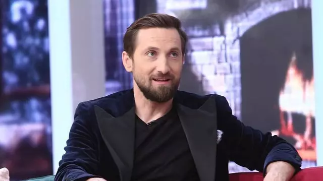 Dani Oțil, mereu pus pe glume. Ce a putut declara în legătură cu fiul lui. „Abia aștept să-ți beau alocația”