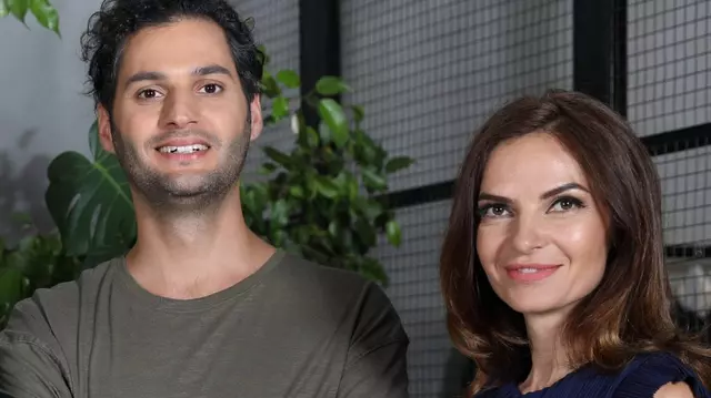 Alina Vîlcu, Omid Ghannadi și Ștefan Dobre participă la Festivalul Brazilor de Crăciun și licitează un brad al speranței pentru 7 copii defavorizați
