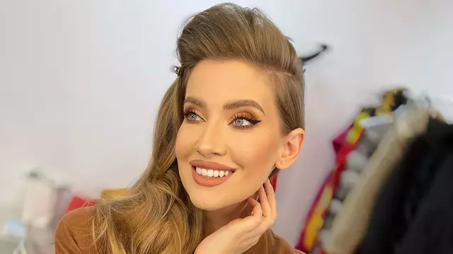 Iulia Albu, despre iubitul ei: „M-a împins ca să pot zbura”. Ce veste vrea să le dea curând fanilor