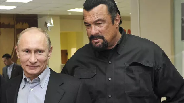 Prietenul lui Putin, Steven Seagal, despre invazia Ucrainei: „Le privesc pe amândouă ca pe o singură familie”