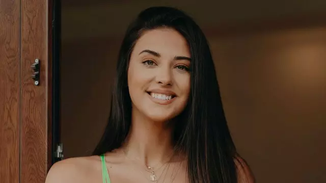 Antonia, mai provocatoare ca niciodată. Reacția lui Alex Velea când a văzut imaginea cu iubita lui