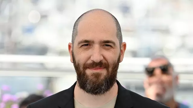 Premiile Festivalului de la Cannes 2022. Regizorul român Alexandru Belc a fost premiat pentru „Metronom”
