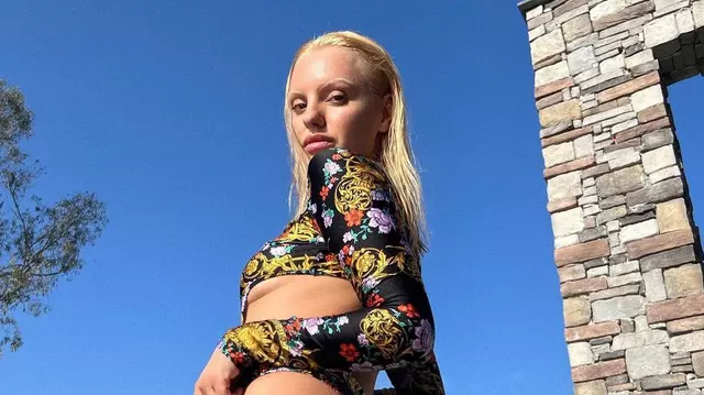 Alexandra Stan, apariție incendiară. Ce imagini de senzație a publicat de la mare