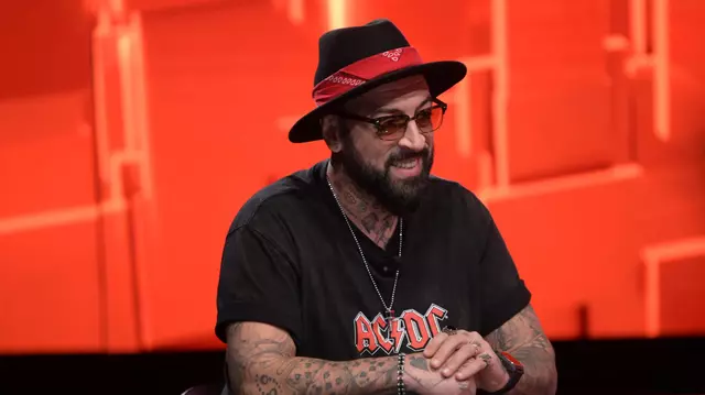 CRBL, la “40 de întrebări cu Denise Rifai”. “Sunteți nașul lui Smiley în showbiz?”