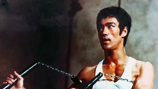Adevărul despre moartea lui Bruce Lee. Incredibil ce au descoperit medicii, la 50 de ani de la decesul actorului