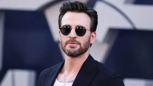 Cine este Alba Baptista, noua iubită a lui Chris Evans. Cum s-ar fi cunoscut