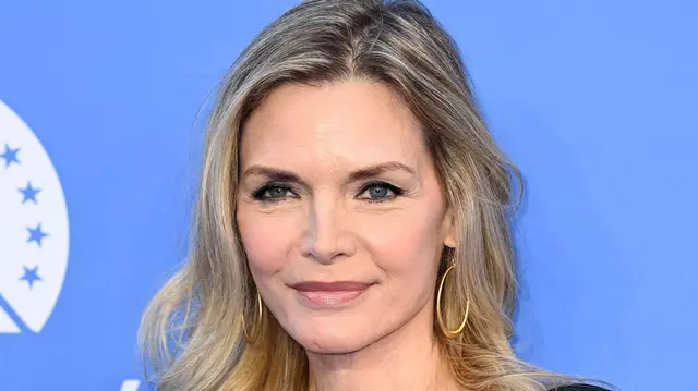 Cum a reușit Michelle Pfeiffer să obțină rolul lui Catwoman. Cine trebuia să joace în locul ei
