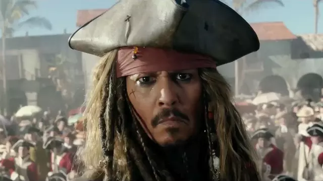 Johnny Depp, din nou în rolul lui Jack Sparrow, pentru o cauză nobilă. Povestea tristă a băiețelului căruia i-a făcut o surpriză