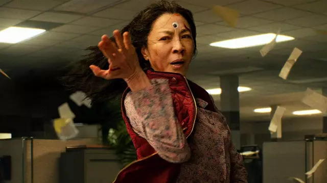 Michelle Yeoh și drumul ei spre Oscar. De la micuța balerină la marea actriță