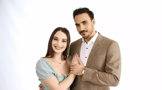 Cine sunt actorii din serialul „Lasă-mă, îmi place! Camera 609” de la Antena 1