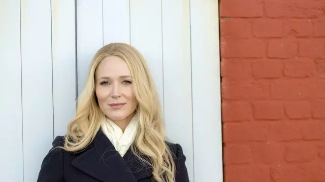 Case și mistere, Diva difuzează în premieră seria de inspirație literară. Când începe