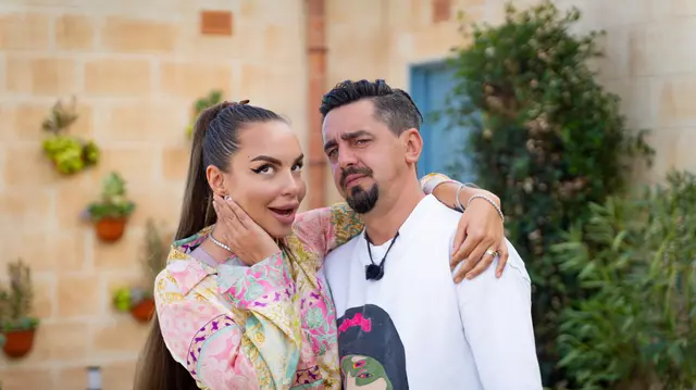 Cosmin și Eliza Natanticu și-au cumpărat o casă nouă. „Nu ne-am mutat încă. E casă cu pământ”