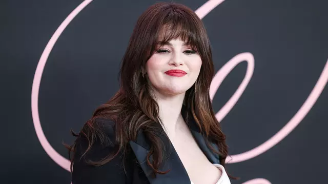 Selena Gomez, din nou în lumea vrăjitorilor. Au apărut primele imagini cu actrița din spinoff-ul serialului „Magicienii din Waverly Place”