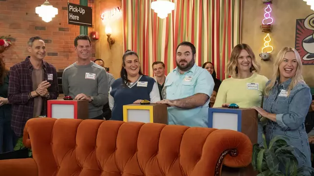 Max a lansat Fast Friends, un game show bazat pe serialul fenomen „Prietenii tăi”. Când este difuzat