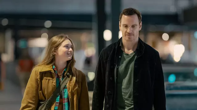 Agenția: Michael Fassbender strălucește într-un thriller de spionaj promițător. De ce să vezi serialul de pe SkyShowtime