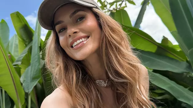 Cu cine se relaxează Sânziana Negru în Bali, în timp ce iubitul ei filmează pentru Asia Express 2025. Imagini din vacanța exotică