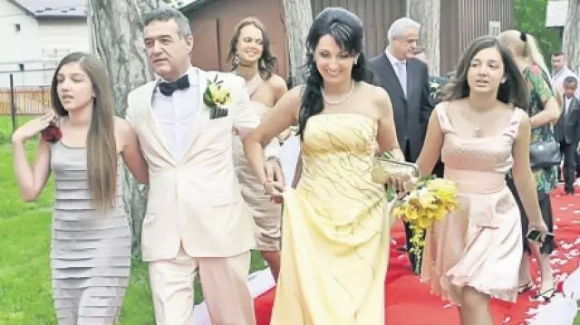 cine-este-luminita-sotia-lui-gigi-becali-7