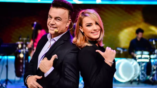 duelul-pianelor-adrian-enache-si-fata-lui-diana04706800