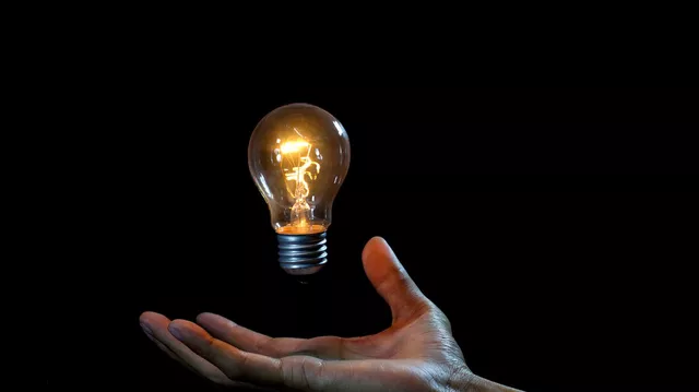 Inventatori Celebri Cine A Inventat Becul Viitorul Tehnologiei IluminÄƒrii