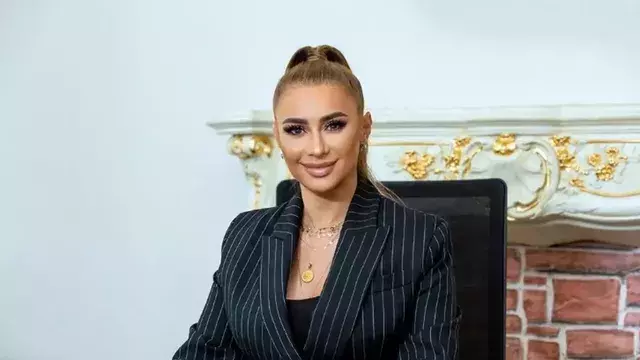 postul-tv-cu-care-anamaria-prodan-a-batut-palma-pe-bani-grei.-in-ce-emisiune-va-aparea-cu-rebecca-sarah-si-bebeto