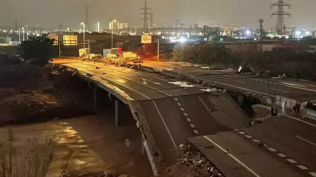 imagini-apocaliptice-dupa-inundatiile-catastrofale-cu-51-de-morti-din-spania-victimele-sunt-cautate-cu-dronele-932077