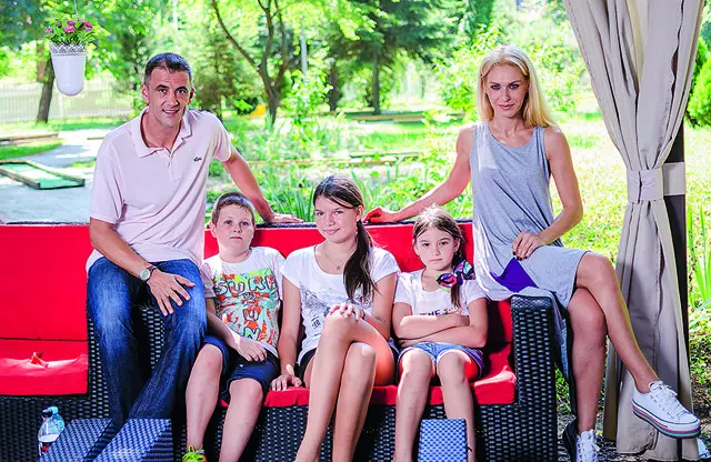 cosmin-cernat-familie