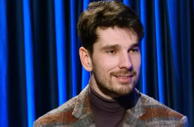 cine-este-anghel-damian-theo-rose