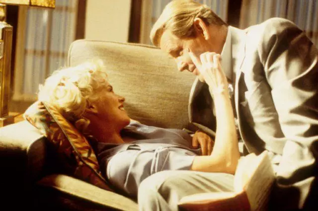 Nick Nolte _i Melanie Griffith, in Mulholland Falls