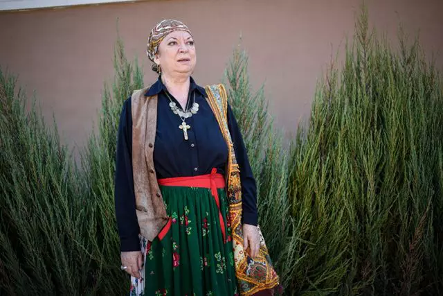 Sezonul doi al iSerialului “Când mama nu-i acasă” se vede exclusiv online (8)