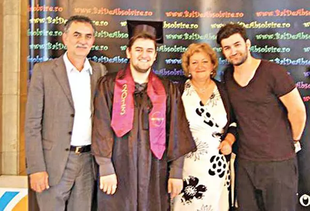 smiley-parinti-frate