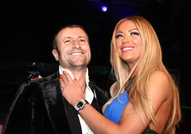 Bianca Drăgușanu înainte de operațiile estetice (4)