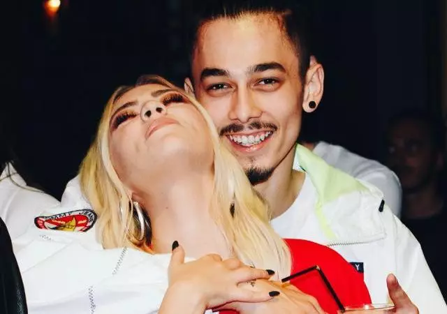 ODVhNDYzYzdlYzRhY2VlYmY4ZTEzMTg3ODg.thumb_-640x450-1