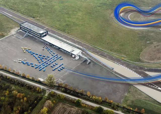 00_Maserati_Grecale_Invasion