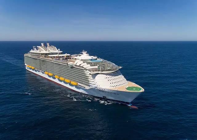 symphony-of-the-seas-27