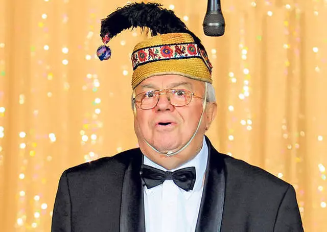 alexandru-arsinel-scena