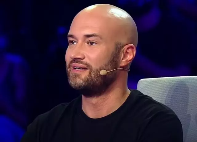 valentin-andries-iumor-1